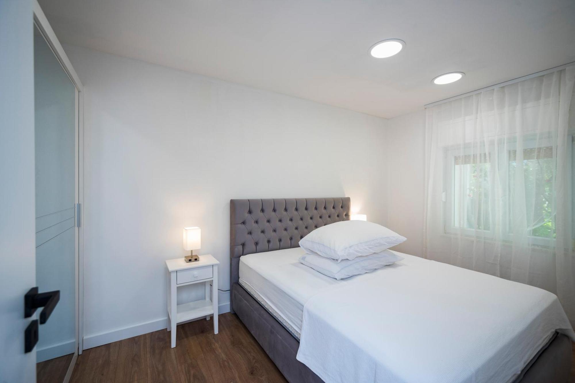 M&M Pelivan Apartments Solin Exteriör bild